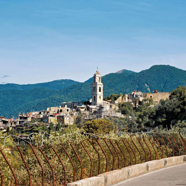 Bussano Vecchia Liguria